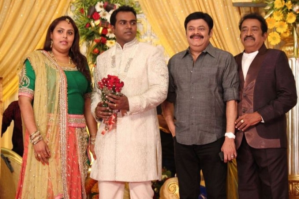 Pandu Son Wedding Reception Photos - FilmiBeat