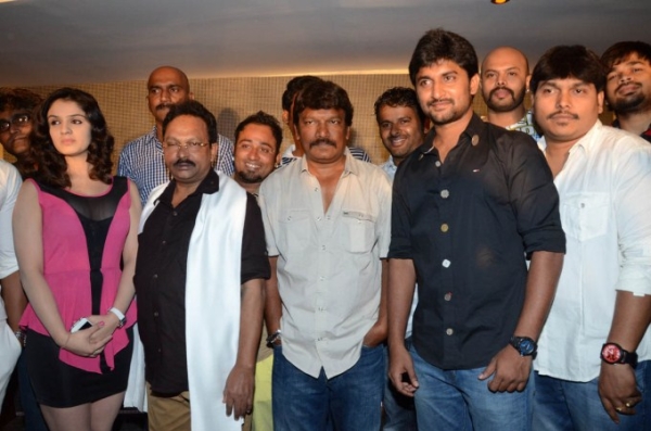 Nani Birthday Celebration Photos - FilmiBeat