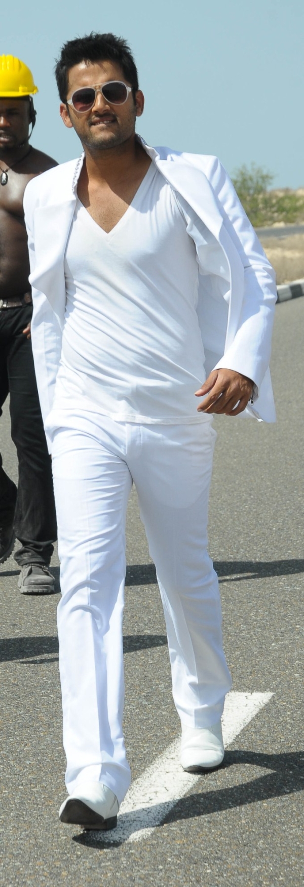 Titolo Gunde Jaari Gallanthayyinde