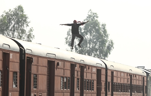 Image result for bhaag milkha b haag tren seen