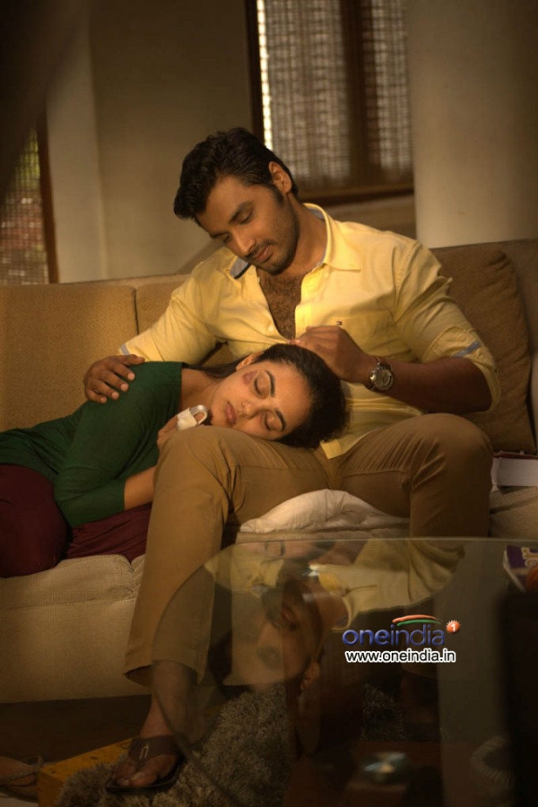 Malini 22 Palayamkottai Photos Hd Images Pictures Stills First Look Posters Of Malini 22 Palayamkottai Movie Filmibeat
