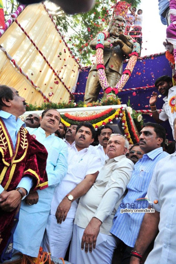Dr Rajkumar's Statue Inaugurated in South End Circle, Bangalore Photos