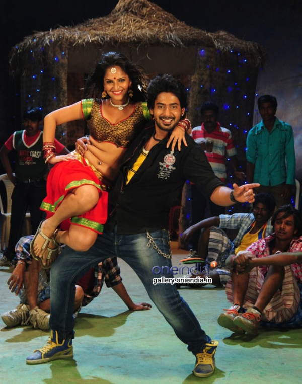Savaal Photos HD Images, Pictures, Stills, First Look Posters of