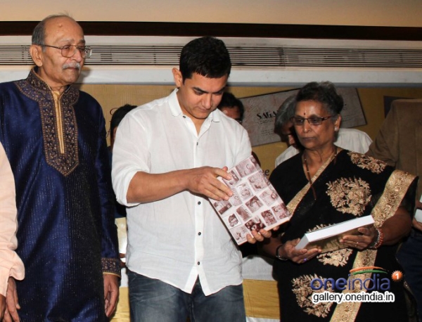Aamir Khan launches book Sagar Movietone Photos FilmiBeat