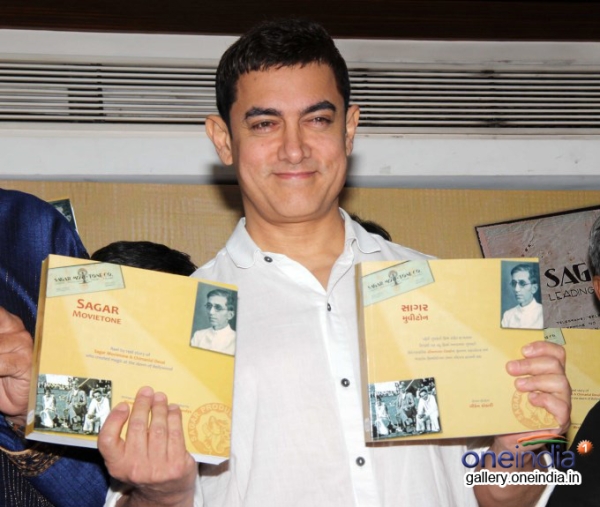 Aamir Khan launches book Sagar Movietone Photos FilmiBeat