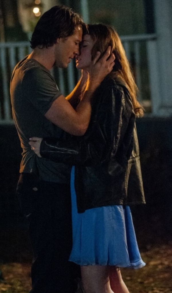 The Best Of Me Photos Hd Images Pictures Stills First Look Posters Of The Best Of Me Movie Filmibeat