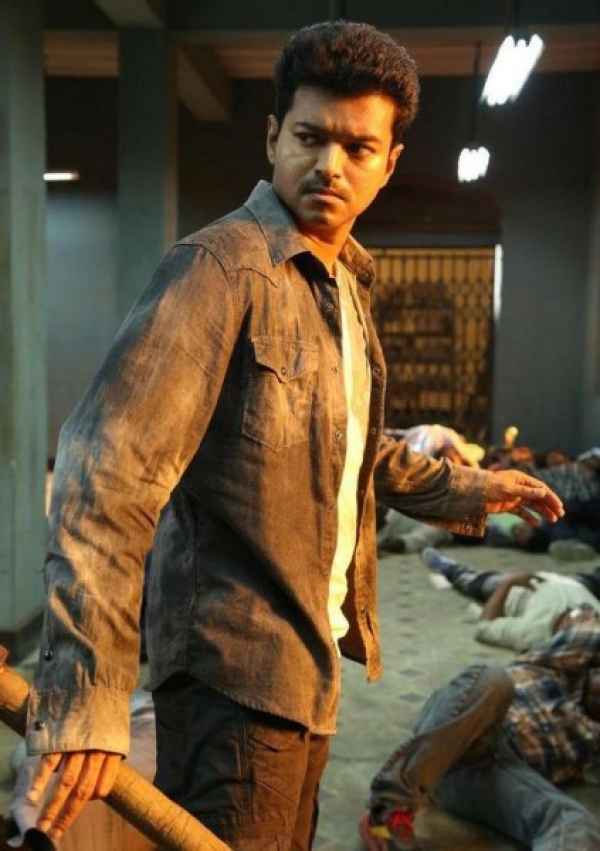 Kaththi Photos Hd Images Pictures Stills First Look Posters Of Kaththi Movie Filmibeat