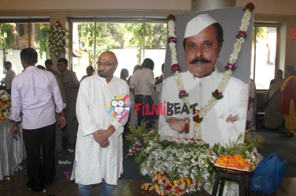 Sadashiv Amrapurkar Funeral Photos Filmibeat