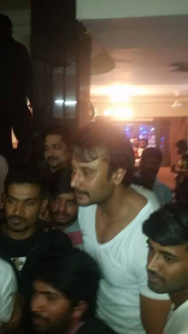 Darshan 37th Birthday Celebration Photos - FilmiBeat