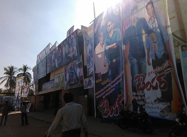 Jr Ntr Fans Melbourne Stunt City In Panic Mode Reddits Wildest Reactions - m9pvipw