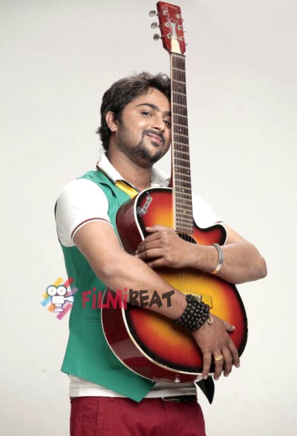 Aashiqui 3 Photos: HD Images, Pictures, Stills, First Look Posters of