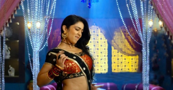 Jyothi Lakshmi Photos Hd Images Pictures Stills First Look Images, Photos, Reviews