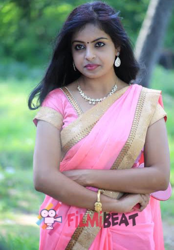 Dear Photos: HD Images, Pictures, Stills, First Look Posters of Dear ...