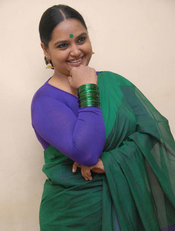 Shruthi (Kannada Actress) Photos [HD] Latest Images, Pictures, Stills