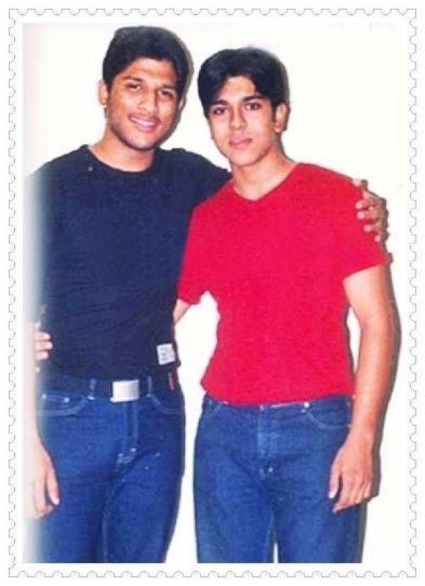 rare-unseen-pics-of-ram-charan_145465393