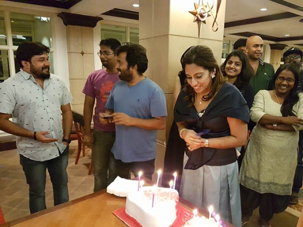 Meenakshi Santhosh Narayanan Birthday Celebration 2016 Photos - FilmiBeat