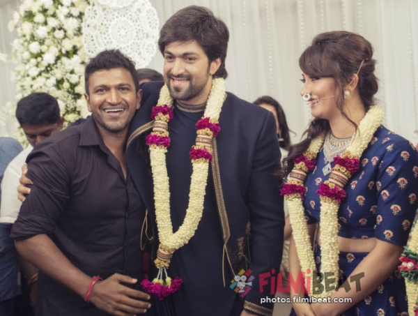 radhika pandit engagement lehenga
