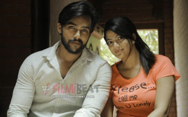 Meendum Vaa Arugil Vaa Photos Hd Images Pictures Stills First Look Posters Of Meendum Vaa Arugil Vaa Movie Filmibeat meendum vaa arugil vaa photos hd