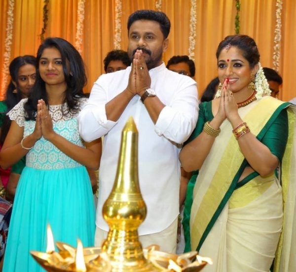 Dileep & Kavya Madhavan Wedding Photos FilmiBeat