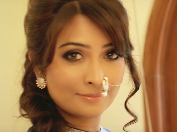 radhika pandit engagement lehenga