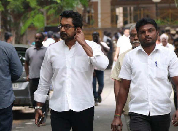 Tamil Celebs Pay Homage To Cho Ramaswamy Photos - FilmiBeat