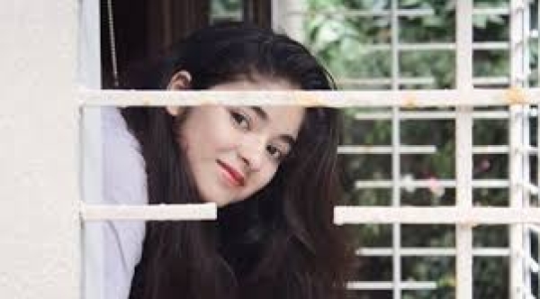 Zaira Wasim Girl From Dangal Secret Superstar Photos Filmibeat Zaira Wasim Girl From Dangal Secret Superstar Photos Filmibeat