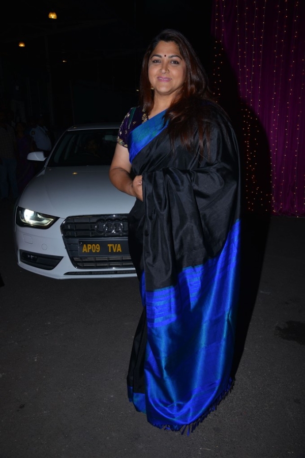 Khushboo Photos [HD] Latest Images, Pictures, Stills of Khushboo