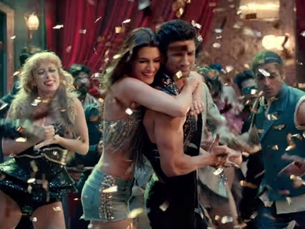 Raabta Photos: HD Images, Pictures, Stills, First Look Posters of Raabta Movie - FilmiBeat Raabta Photos: HD Images, Pictures, Stills, First Look Posters of Raabta Movie - FilmiBeat