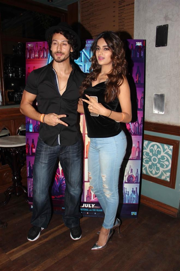 Munna Michael Wrap Up Party Photos FilmiBeat