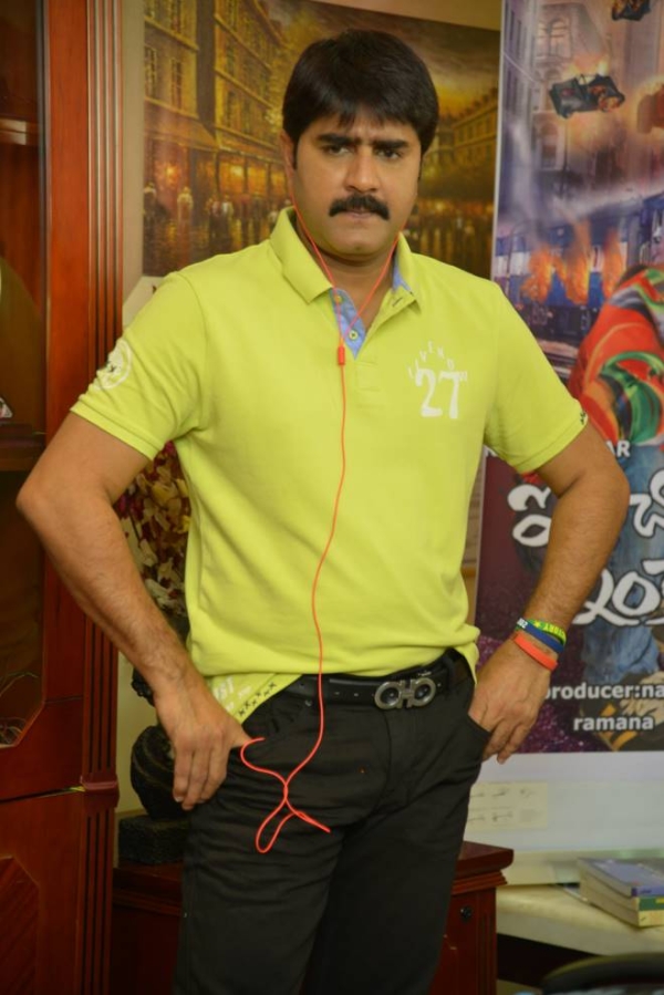 Ra Ra Photos: HD Images, Pictures, Stills, First Look Posters of Ra Ra ...