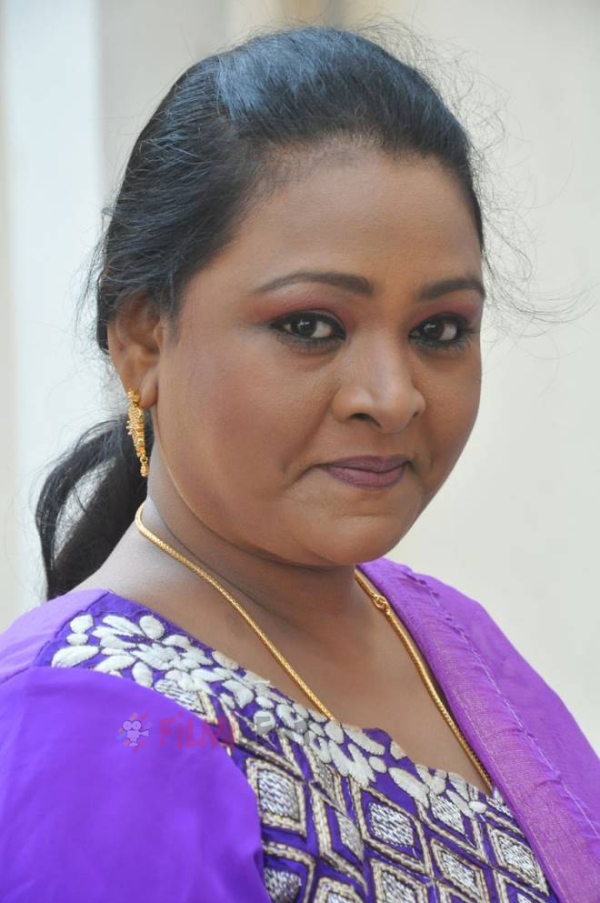 Shakeela Photos [HD]: Latest Images, Pictures, Stills of Shakeela