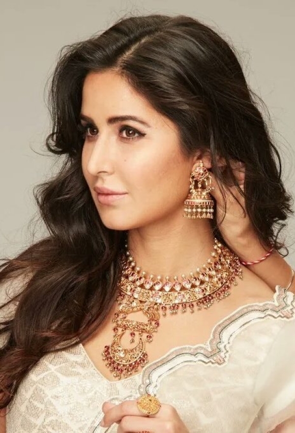 katrina kaif photos hd latest images pictures stills of katrina