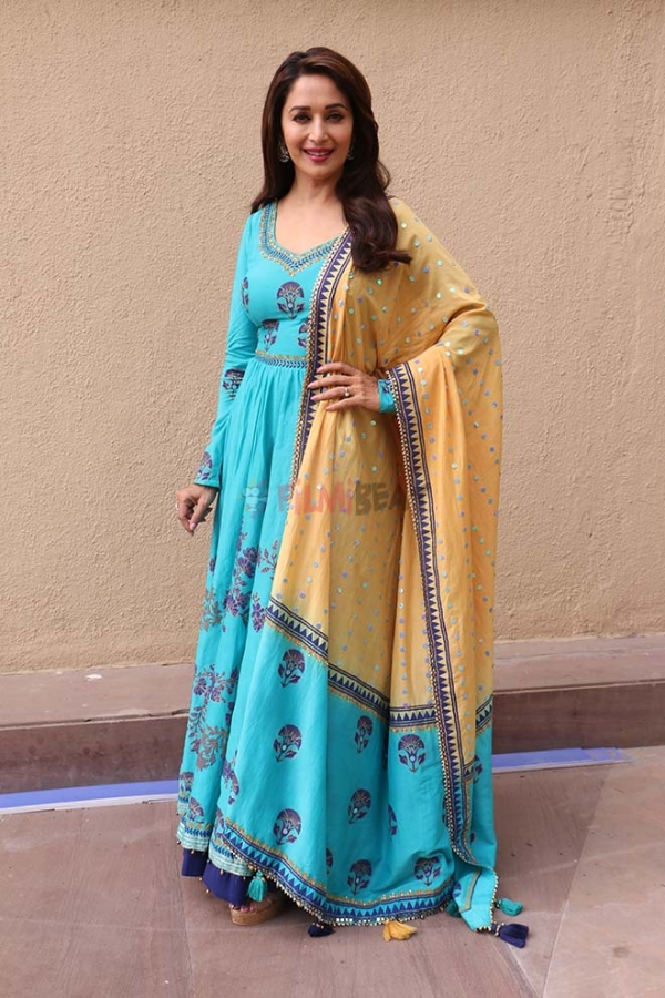 madhuri dixit movies madhuri dixit photos hd latest images pictures stills madhuri dixit movies madhuri dixit photos hd latest images pictures stills