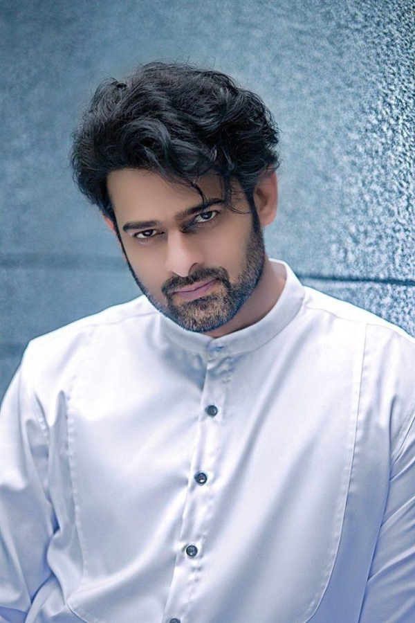 saaho photos hd images