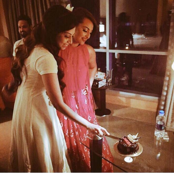 Sonakshi Sinha Birthday Special Photos - FilmiBeat