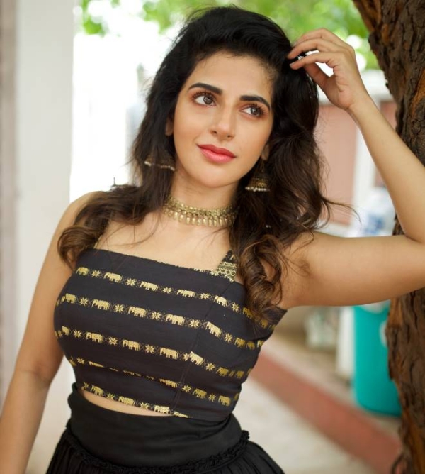Iswarya Menon Photos Iswarya Menon Photos