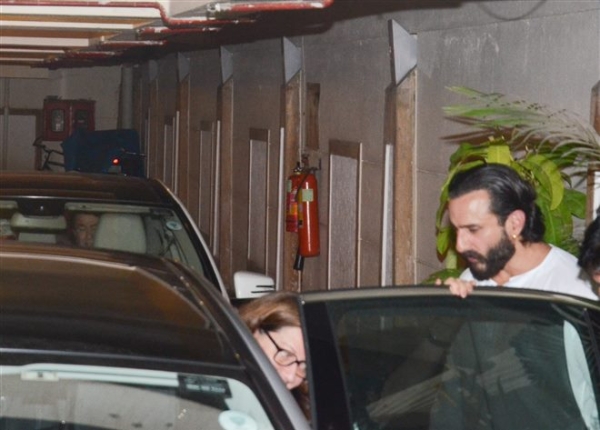 Kareena Kapoor Birthday Photos Photos - FilmiBeat