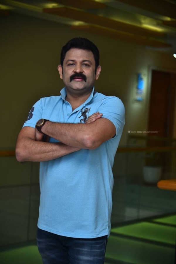 Krishna Kumar Photos [HD]: Latest Images, Pictures, Stills of Krishna Kumar - FilmiBeat