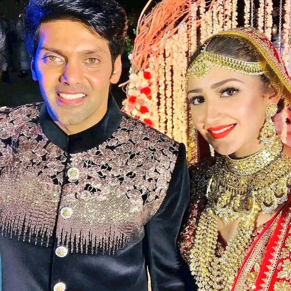 Arya And Sayyesha Saigal Wedding Photos
