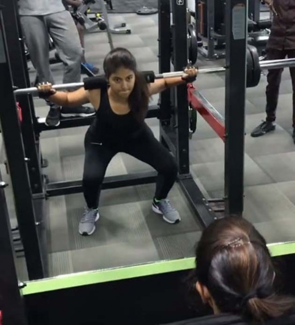 Celebrities Gym Workout Photos - FilmiBeat