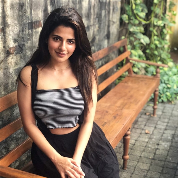 Iswarya Menon Photos Iswarya Menon Photos