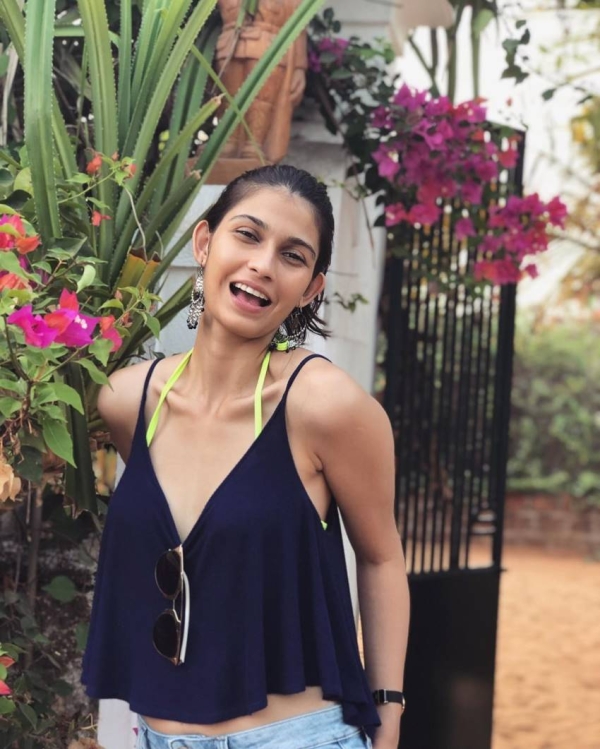Deepak Tijori’s Daughter Samara Tijori Viral Photos