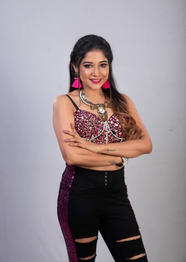 Tamil Bigg Boss Season 3 Photos Tamil Bigg Boss Season 3 Photos