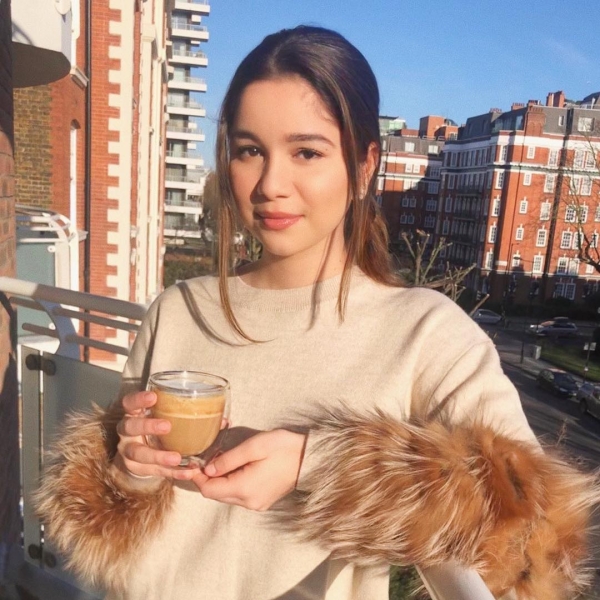 Sachin Tendulkar’s Daughter Sara Becomes The Next Young Style Star Photos