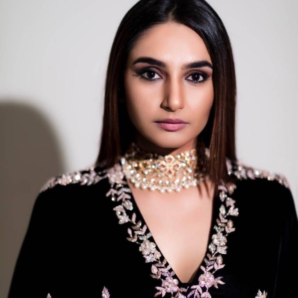 Ragini Dwivedi Photos