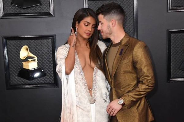 Priyanka Chopra Photos Hd Latest Images Pictures Stills Of Priyanka Chopra Filmibeat