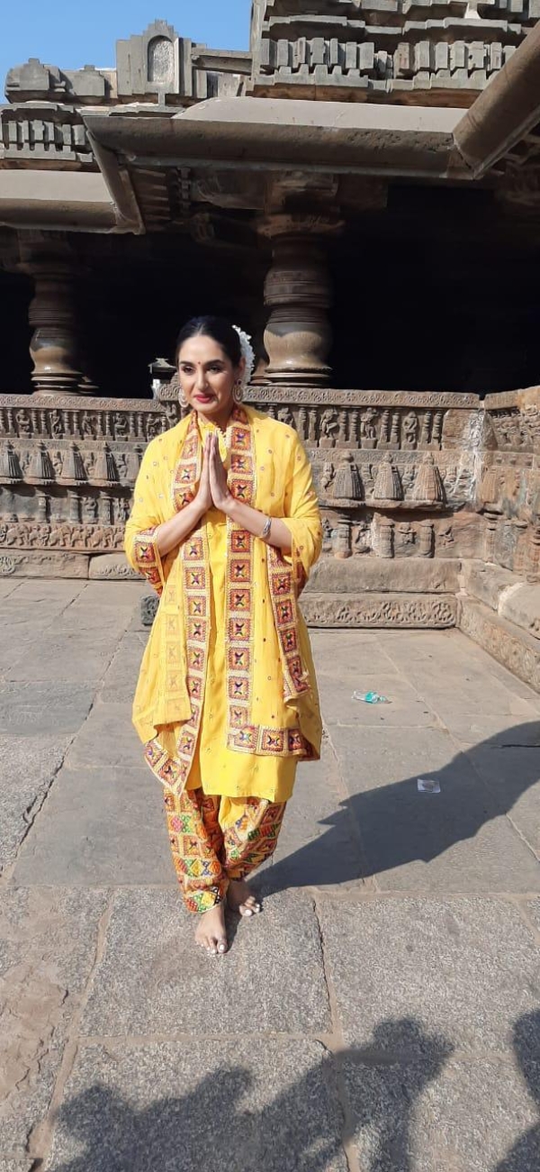 Ragini Dwivedi Photos