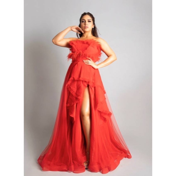 Bhumi Pednekar - (born 18 July 1989) is an Indian actress who appears in Hindi films. After working as an assistant casting director at Yash Raj Films for six years, she made her film debut as an overweight bride in the company romantic comedy Dum Laga Ke Haisha (2015), which earned her the Filmfare Award for Best Female Debut.