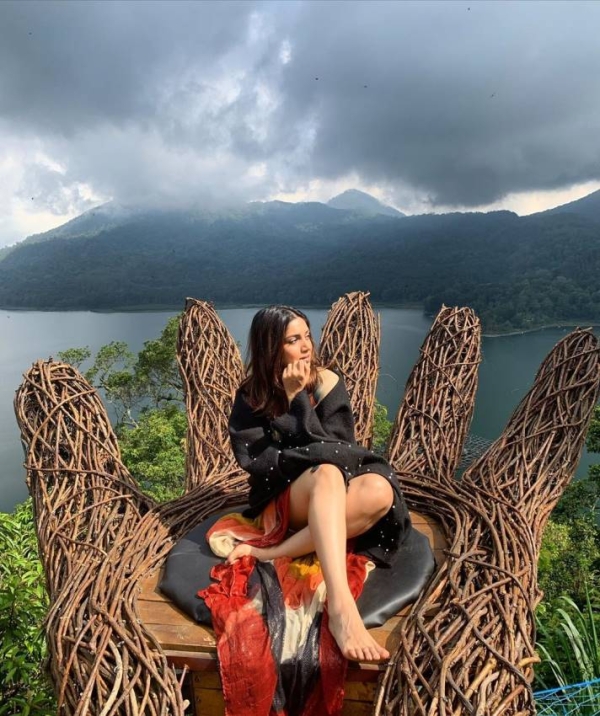 Bhumi Pednekar - (born 18 July 1989) is an Indian actress who appears in Hindi films. After working as an assistant casting director at Yash Raj Films for six years, she made her film debut as an overweight bride in the company romantic comedy Dum Laga Ke Haisha (2015), which earned her the Filmfare Award for Best Female Debut. IMAGES, GIF, ANIMATED GIF, WALLPAPER, STICKER FOR WHATSAPP & FACEBOOK