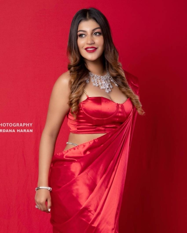 Yashika Aannand Photos